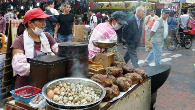 peceni kesten hong kong Foto Bernard Spragg