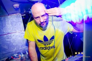 dj gru