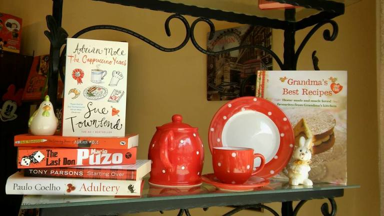 sajam engleskih knjiga i porcelana