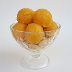 Zdrava hrana: Sorbe od manga sa karamelizovanim bademima