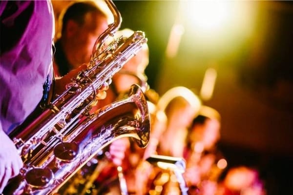 saksofon jazz dzez foto pixabay