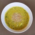 Zdrava hrana: Pileća kari čorba sa karfiolom i susamom