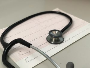 EKG, pregled srca, krvni pritisak Foto Hermes Manuel Cortes Mezaa, Pixabay